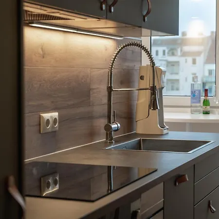 Kiel, Renovierte Innenstadtwohnung, 24h Check-in, 2 Kostenlose Fahrraeder