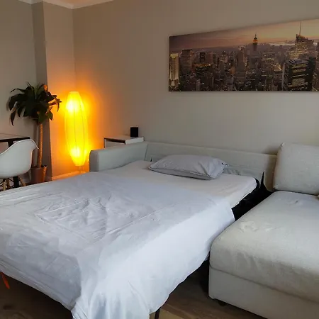 Kiel, Renovierte Innenstadtwohnung, 24h Check-in, 2 Kostenlose Fahrraeder Lägenhet *