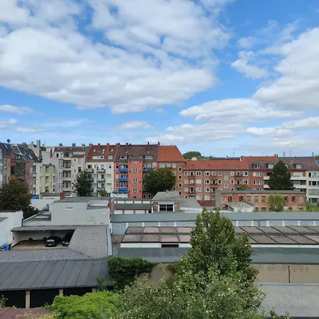 Kiel, Renovierte Innenstadtwohnung, 24h Check-in, 2 Kostenlose Fahrraeder Apartamento Kiel