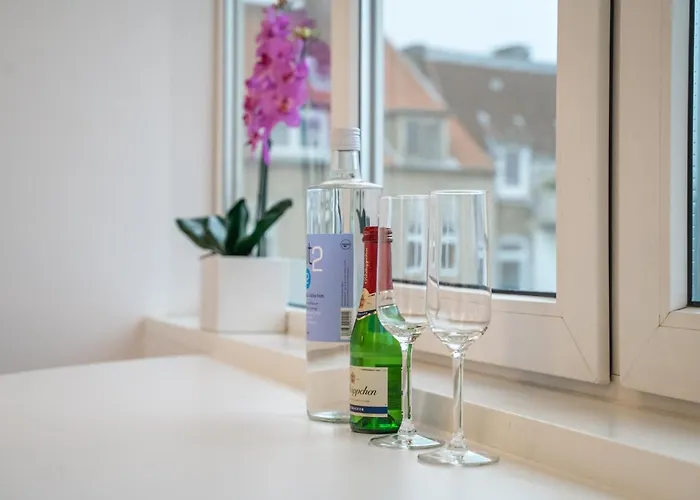 Lägenhet Kiel, Renovierte Innenstadtwohnung, 24h Check-in, 2 Kostenlose Fahrraeder *